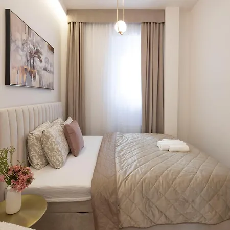 Luxurious W/ A Stunning View To The Basilica Budapeste