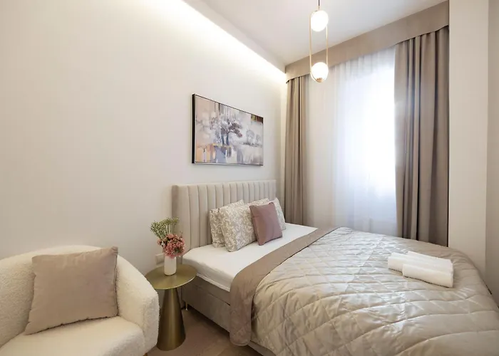 Luxurious W/ A Stunning View To The Basilica Apartament *